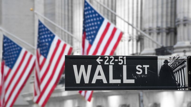  为何避险逻辑会失效？重构黄金市场的认知边界 股票财经 为何避险逻辑会失效？重构黄金市场的认知边界 股票财经