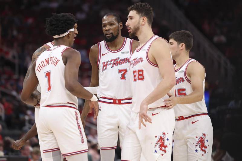  数据拆解：火箭6连胜背后的战术蜕变与西部格局重塑 体育新闻