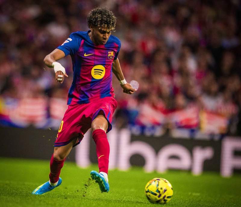  战术显微镜：弗里克的伪九体系如何拆解马竞442铁桶阵 体育新闻